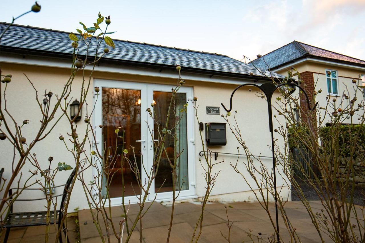 Gwynant Bach - Cosy 2 Bed Bungalow Cottage In Snowdonia National Park, Conwy, North Wales Dış mekan fotoğraf