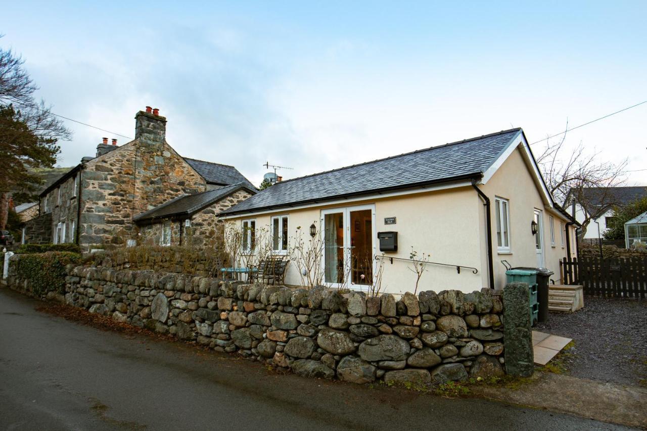 Gwynant Bach - Cosy 2 Bed Bungalow Cottage In Snowdonia National Park, Conwy, North Wales Dış mekan fotoğraf
